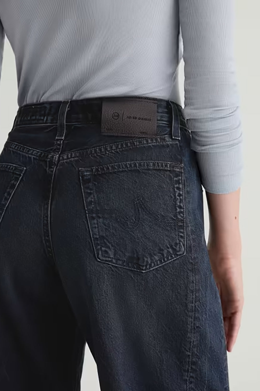 Hattie High Rise Barrel Jean in 2 Years Prose