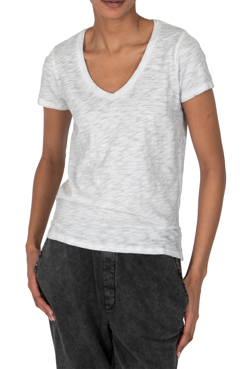 Sublime Wash Slub Jersey Schoolboy V Neck Tee in Silver
