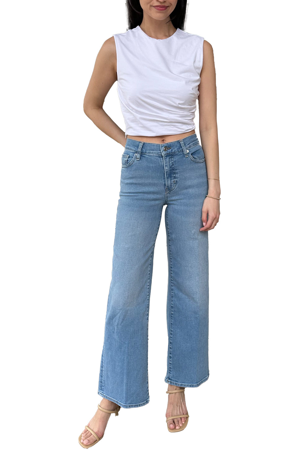 Le Slim Palazzo in Honeymoon