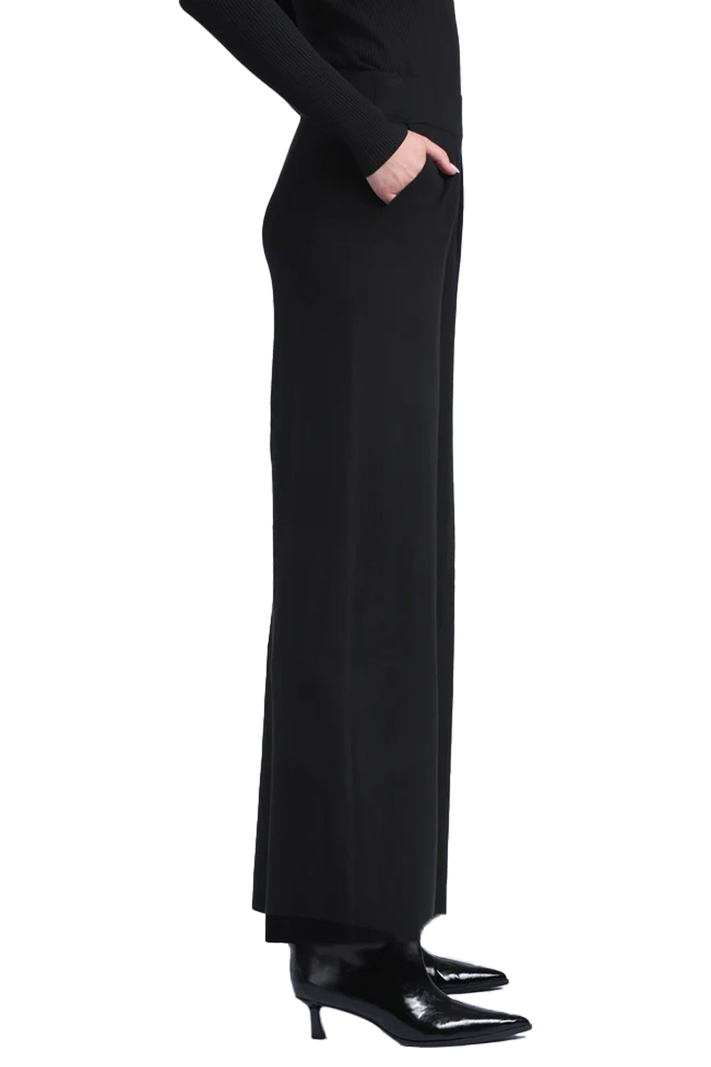 Viscose Palazzo Pant with Pockets in Black