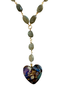 Necklace with labradorite chain with carved agate heart pendant