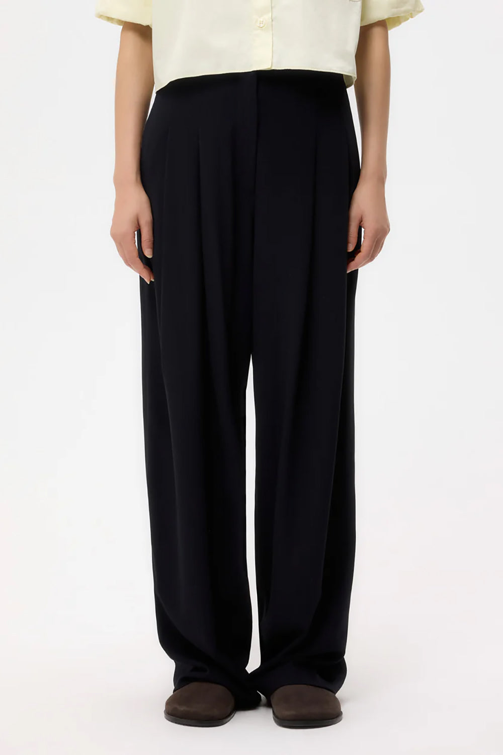 Carrie's Trouser in Drapey Wool Crepe Midnight