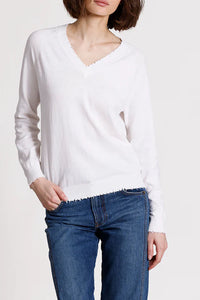 Cotton Cashmere Frayed Edge V in White