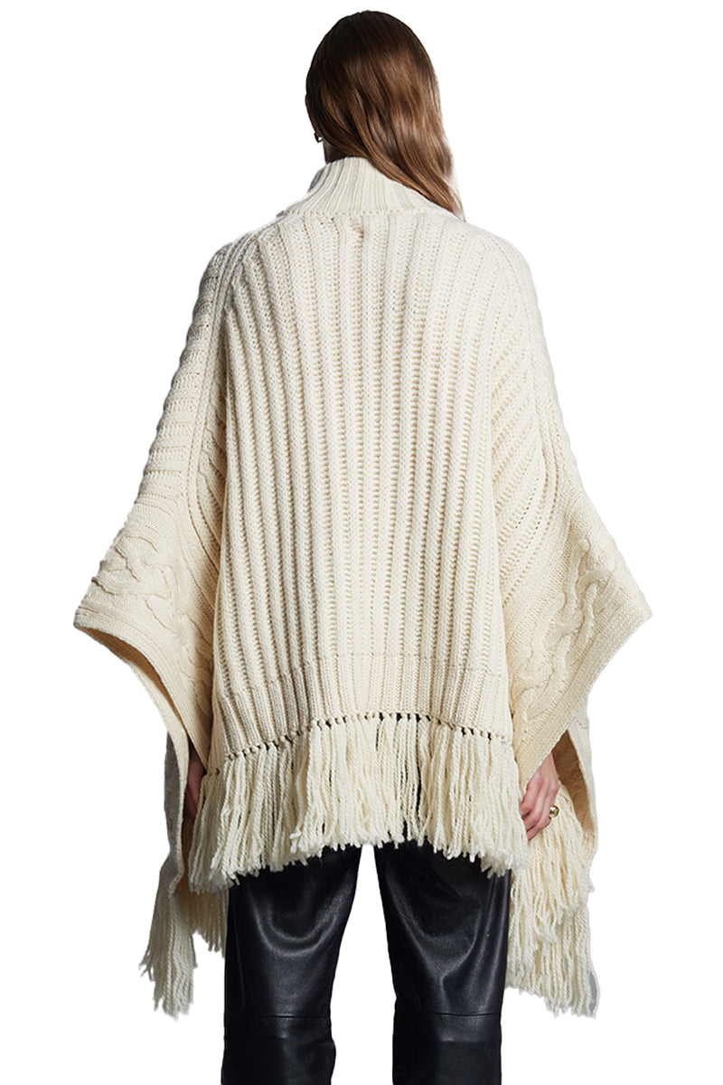 Hanni Poncho in Ivory