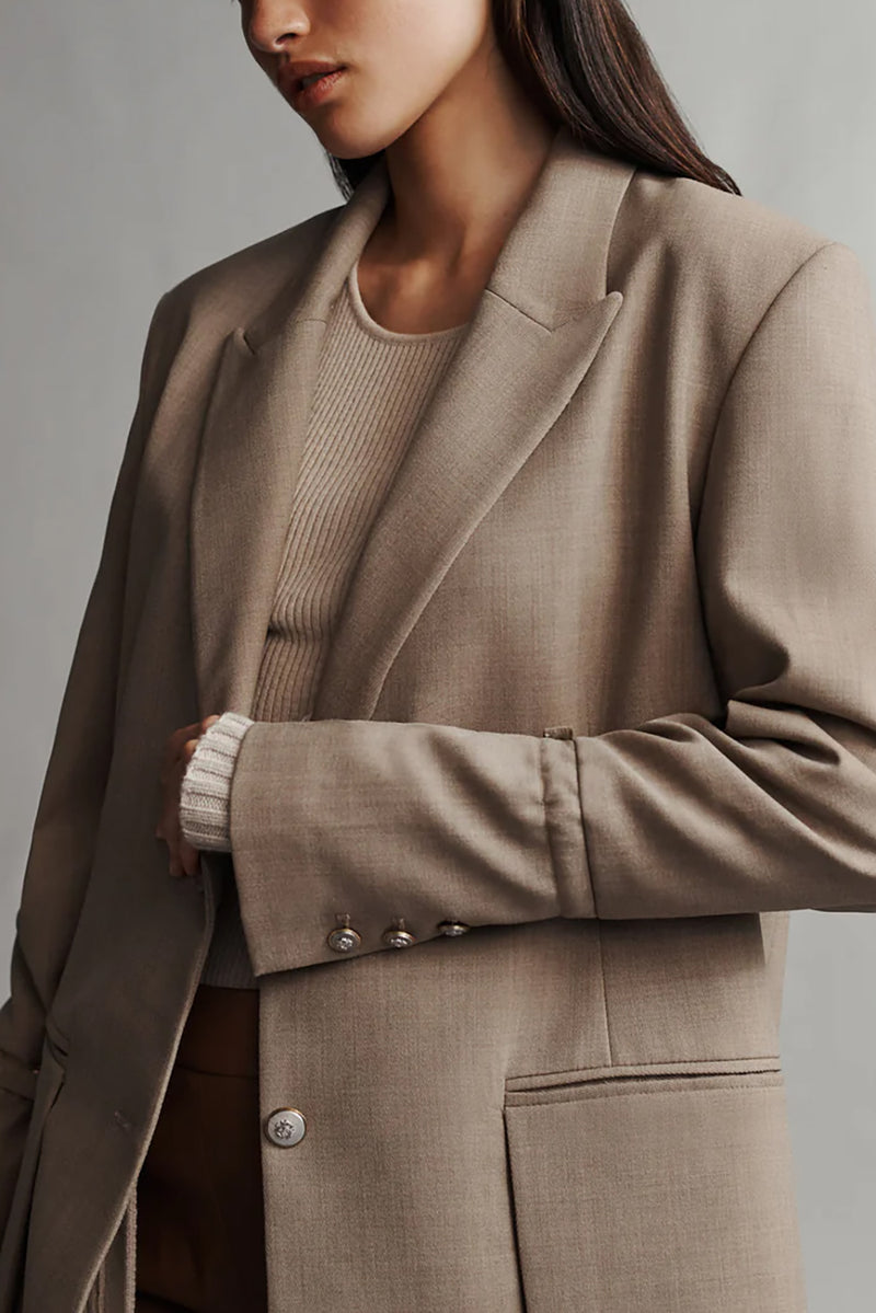 Mo Blazer in Light Wool Suiting Sandstone