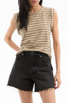 Dree Muscle Tee in Stone Khaki/Black