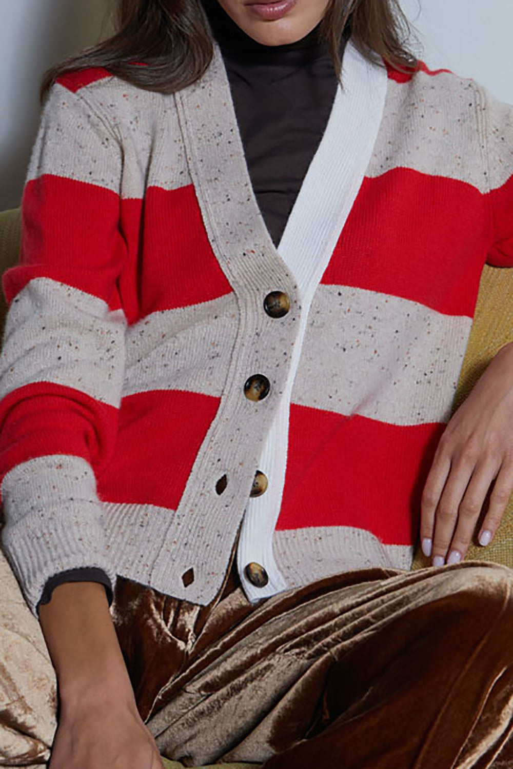 4-Ply Rugby Cardigan in Wild Rice Redhot Chalk Combo
