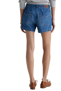 Analeigh Short in Gold Mountain