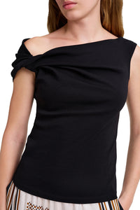 Cece Off-Shoulder Tee in Black