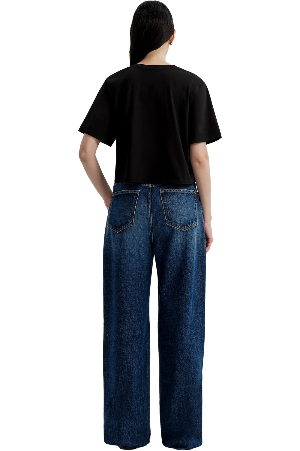 Kali Relaxed Crop Tee in Black