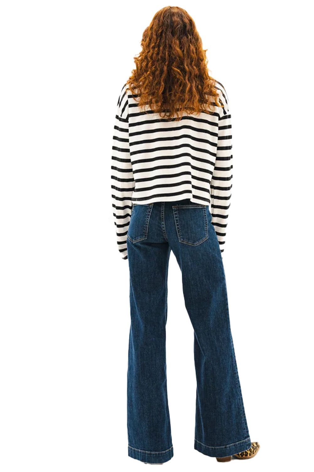 Cropped Long Sleeve in White Thin Stripe