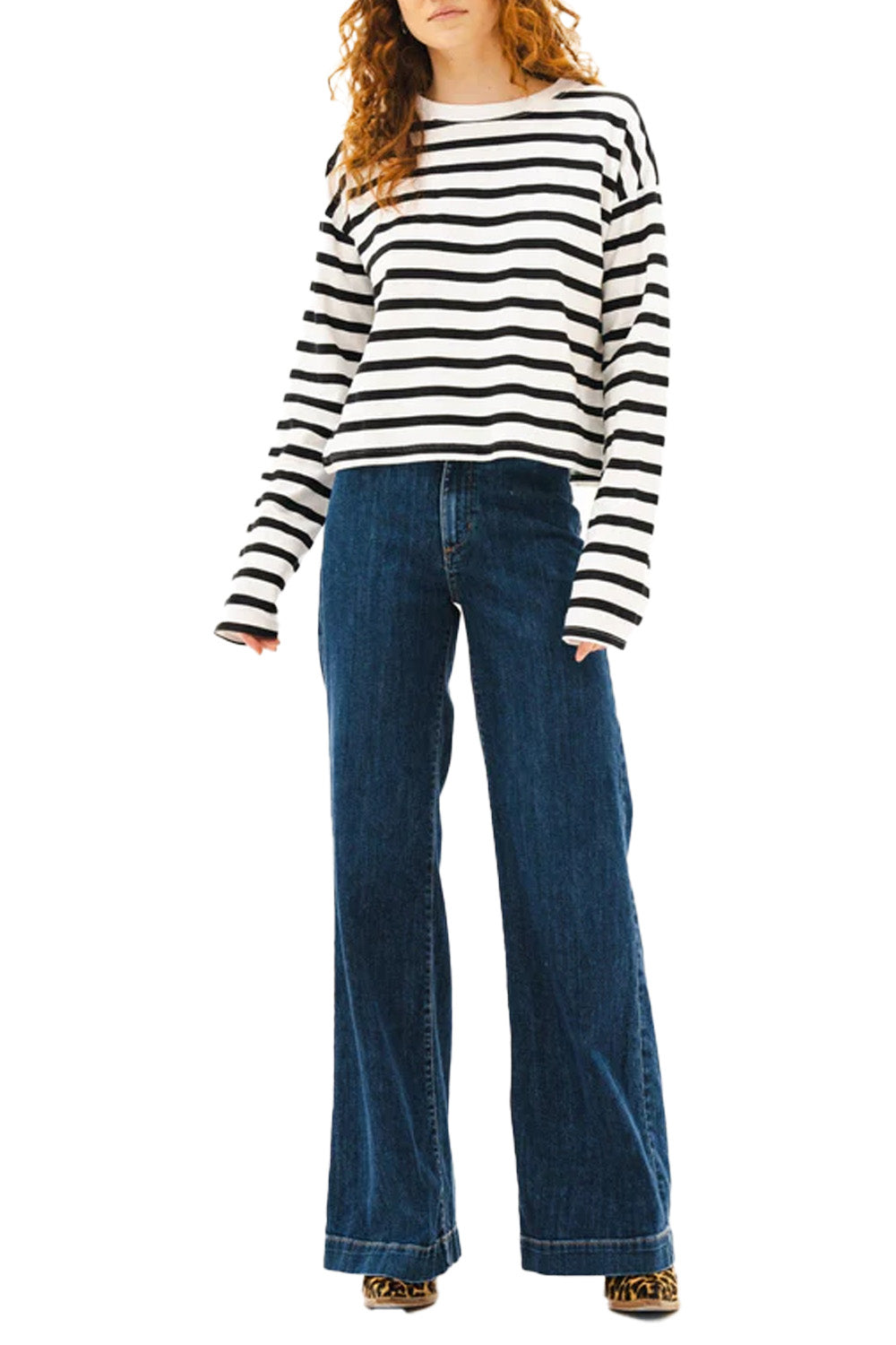 Cropped Long Sleeve in White Thin Stripe
