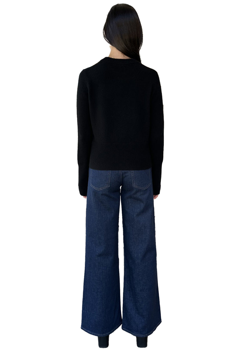 Cropped Boxy Crew w/ Slits in Black