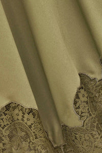 Coni Flared Midi Skirt in Green