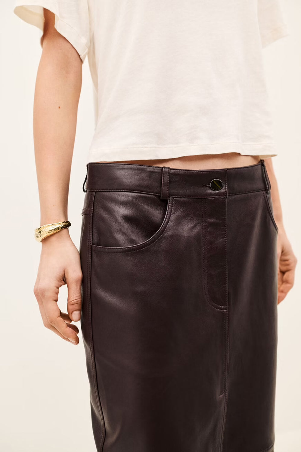 Solene Leather Pencil Skirt in Aubergine