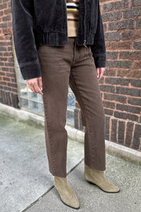 Low Rise Straight in Distressed Brown