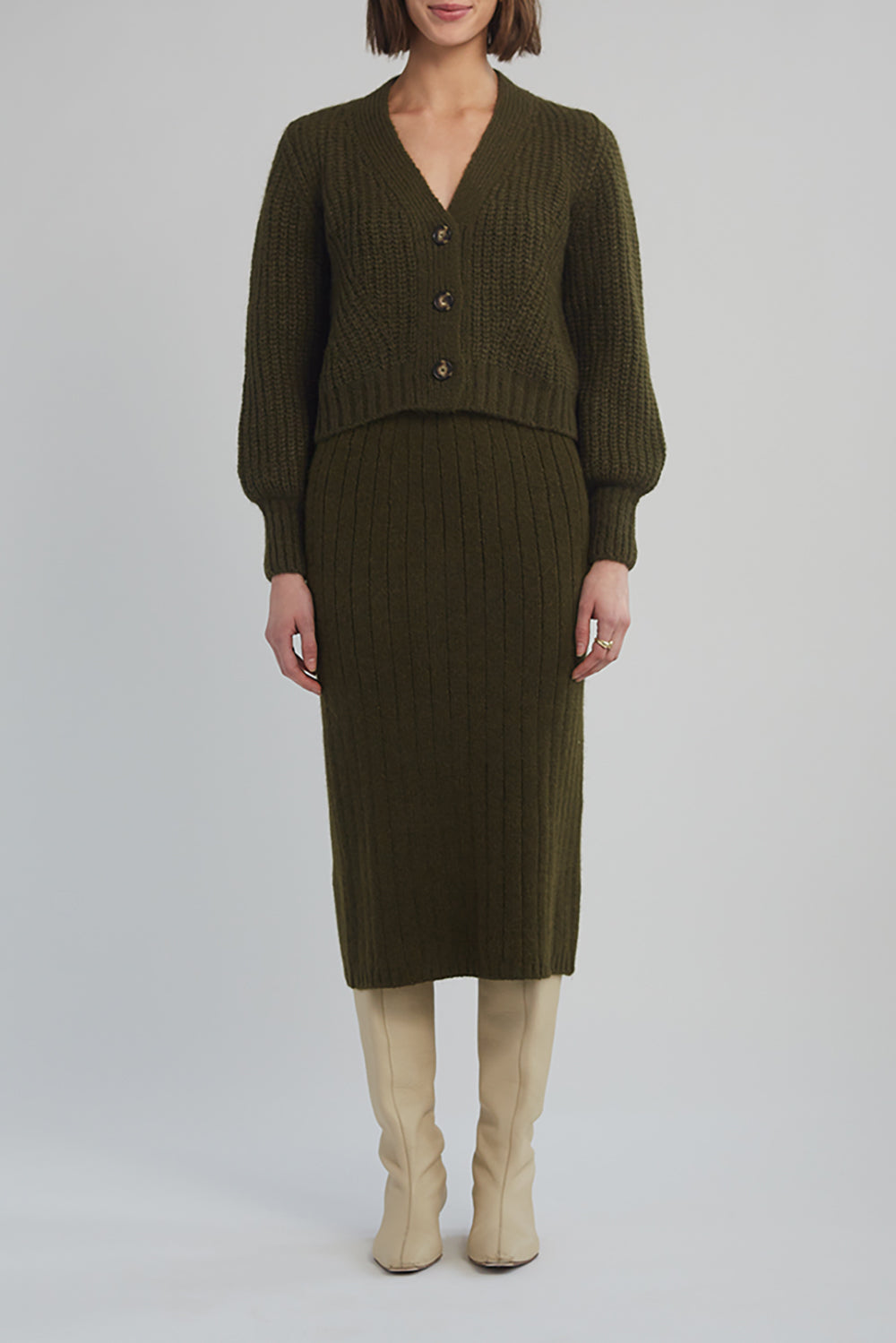Sara Cardi in Dark Olive