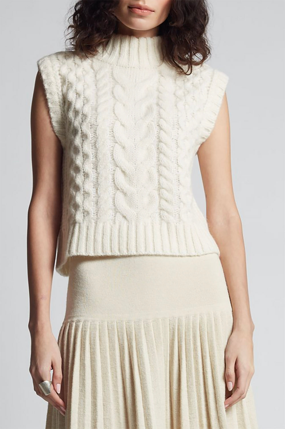 Ada Tank in Ivory