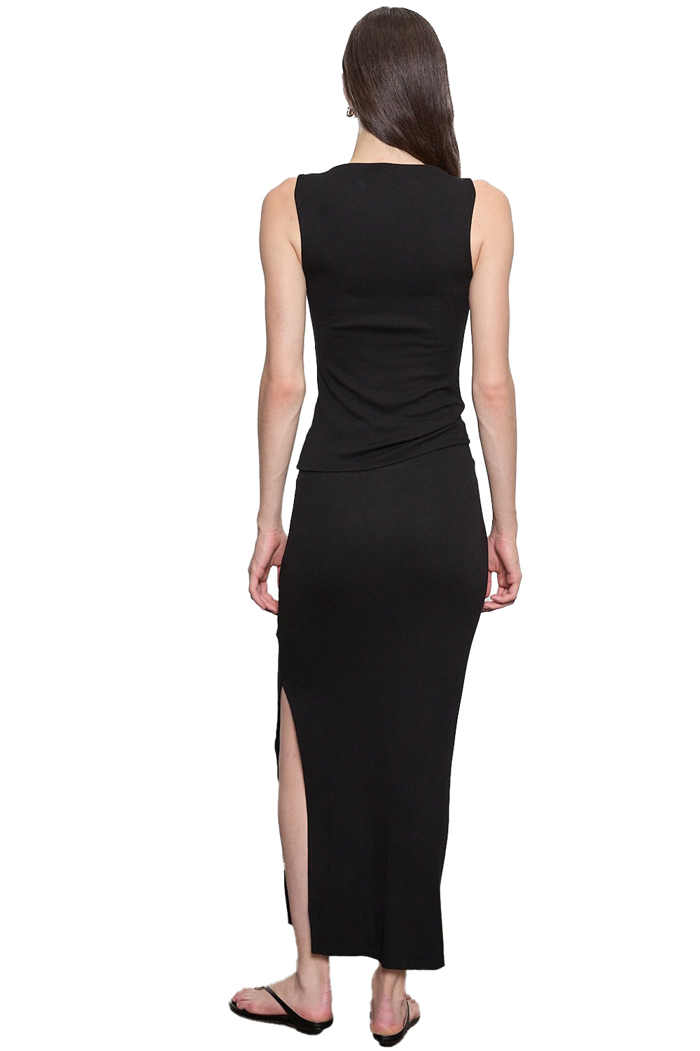 Silk Rib Sleeveless Boatneck in Black