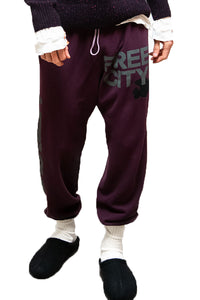 SUPERYUMM OG FREECITYLETSGO Sweatpant in Eggplant