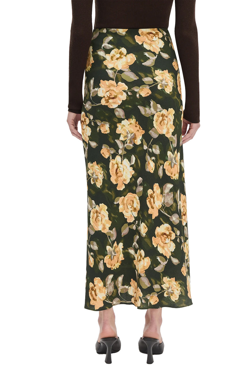 The Favorite Skirt in Golden Flowerbed