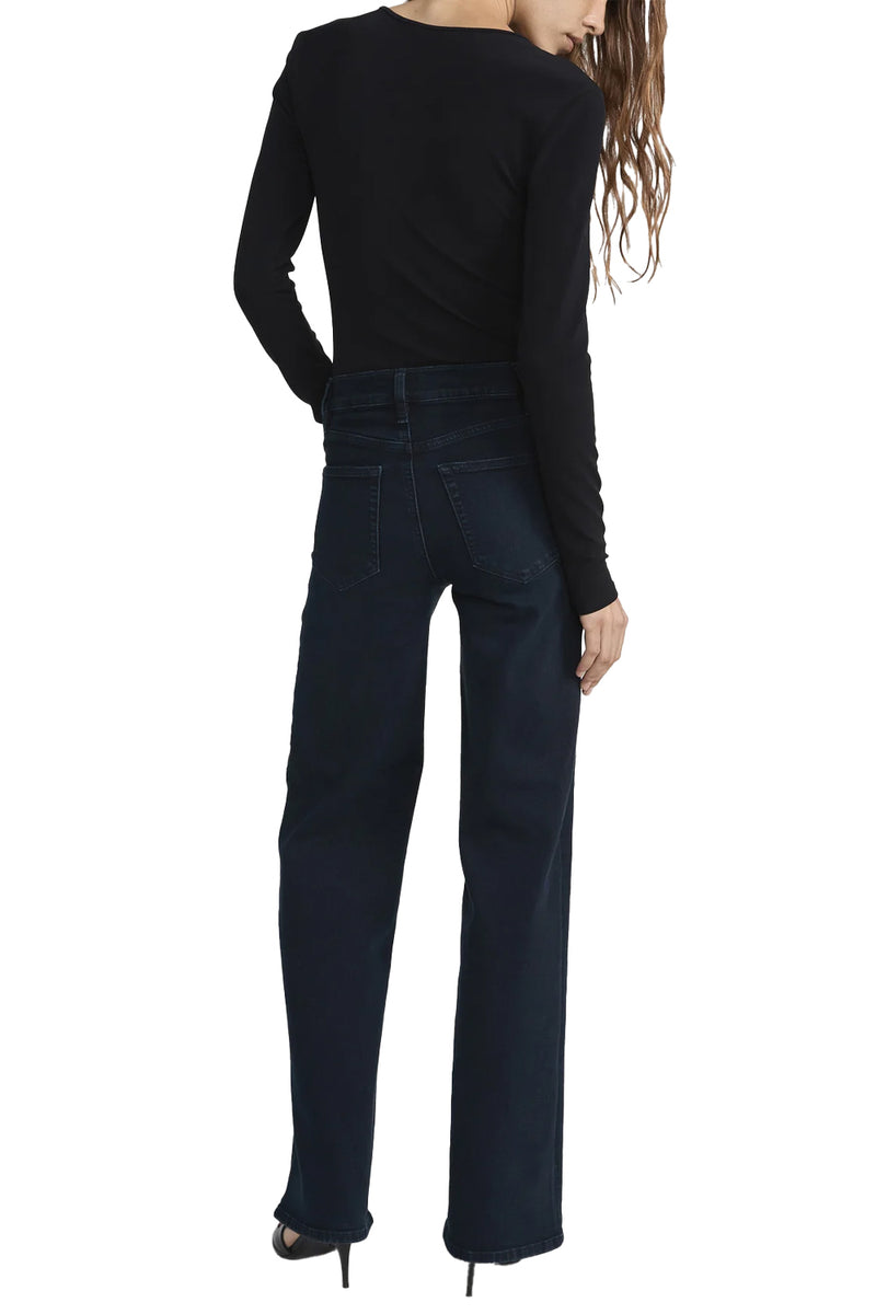The Keyhole Top in Black