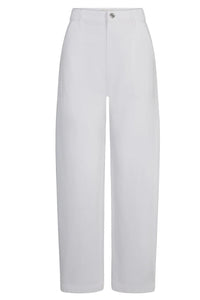 The Bow Cargo in White