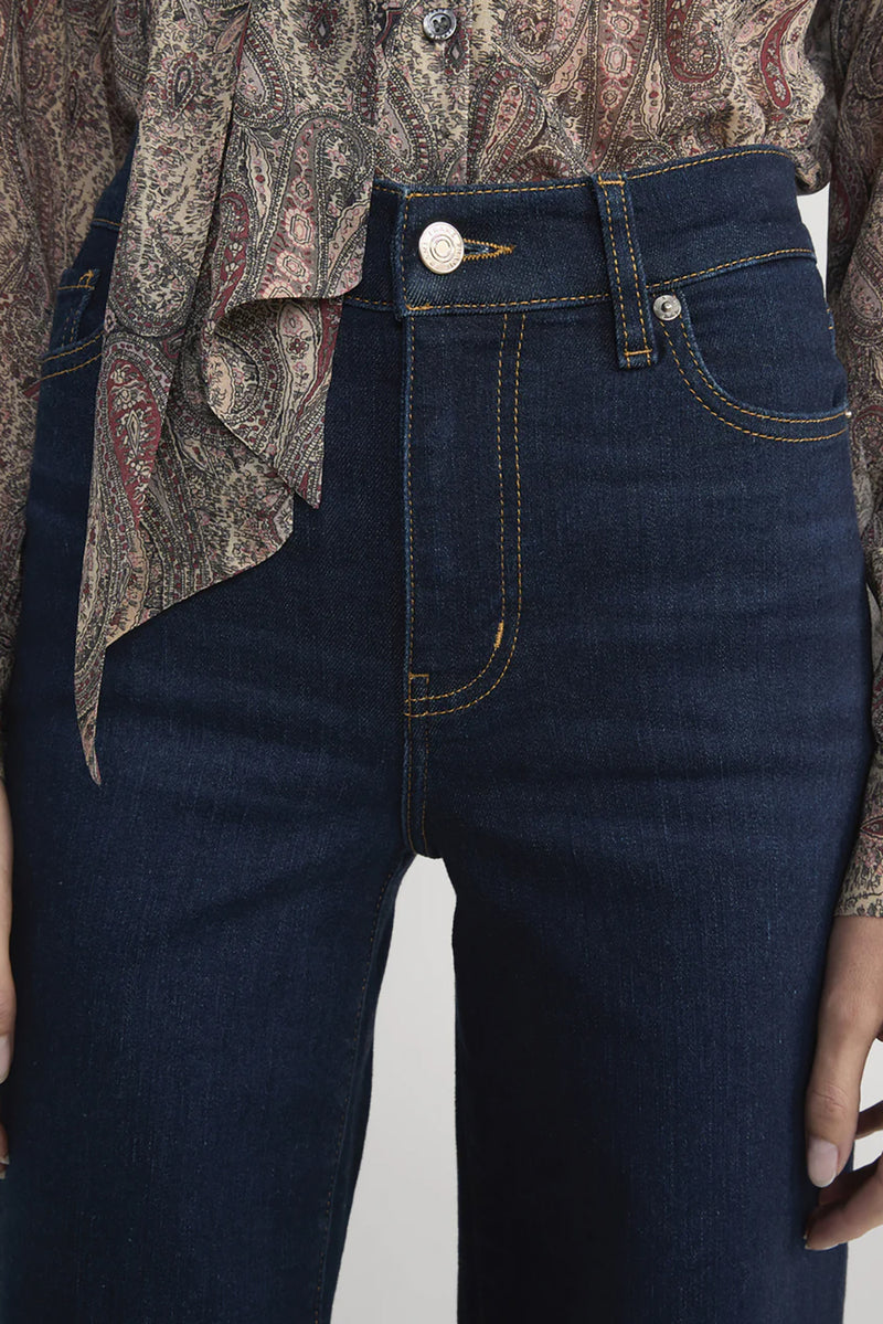 Le Slim Palazzo in Fairway