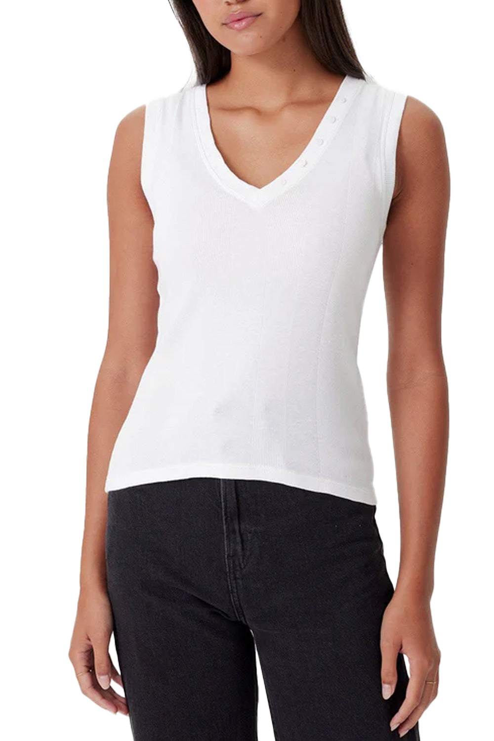 Daniella Shell in White