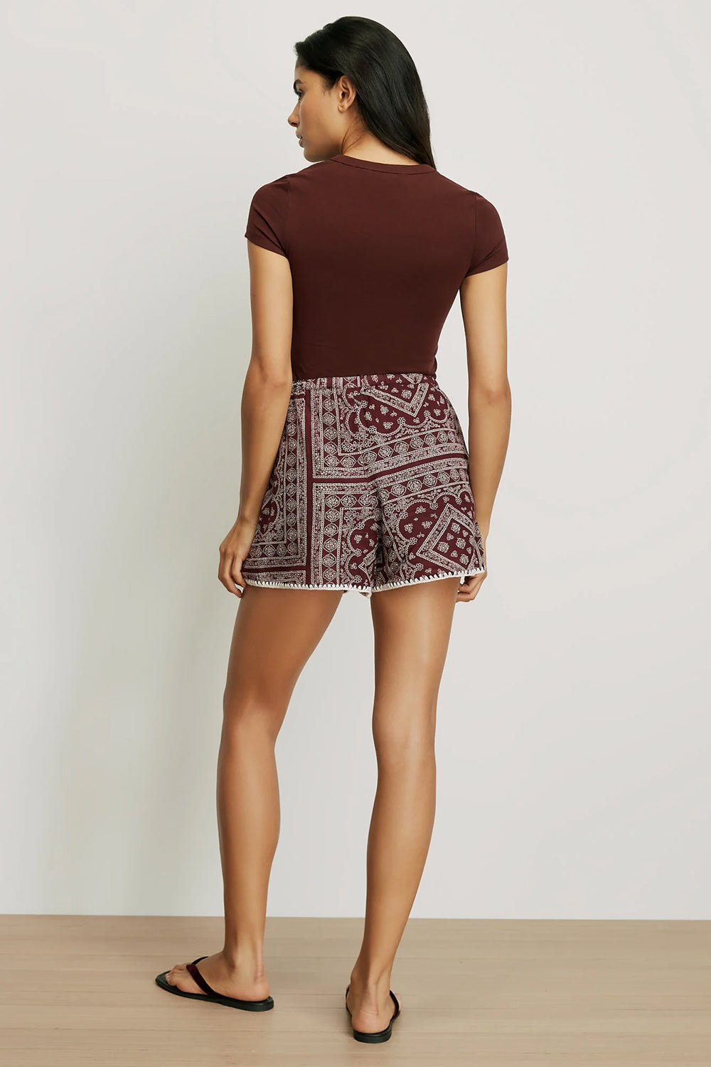 Tennison Bandana Short in Raisin Dove