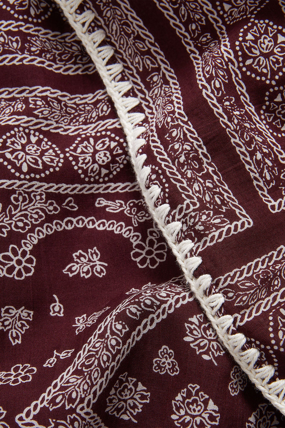 Tennison Bandana Short in Raisin Dove