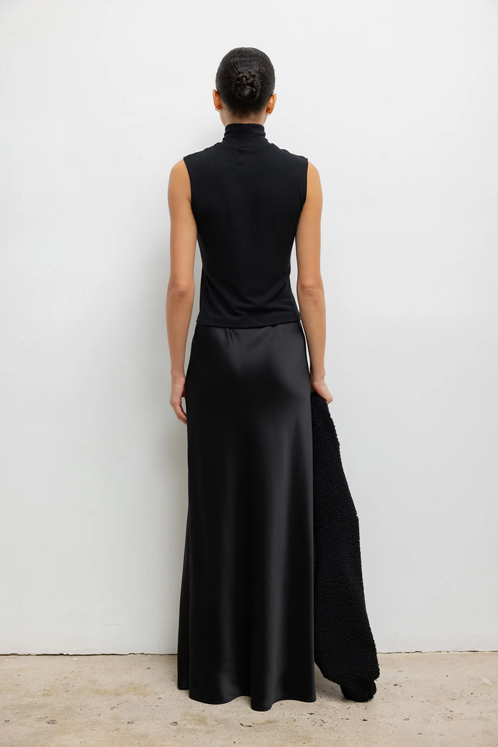 Lauren Sleeveless Turtleneck in Black