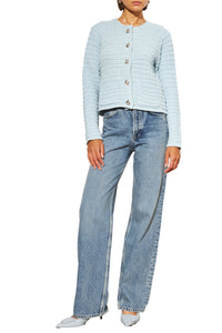 Luna Cardi in Sky Twist