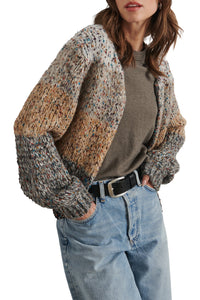 Iris Cardi in Fall Foliage
