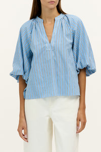 Marine Top in Cloudy Blue Optic White