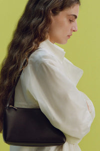 Gaia Shoulder Bag in Black Flamma