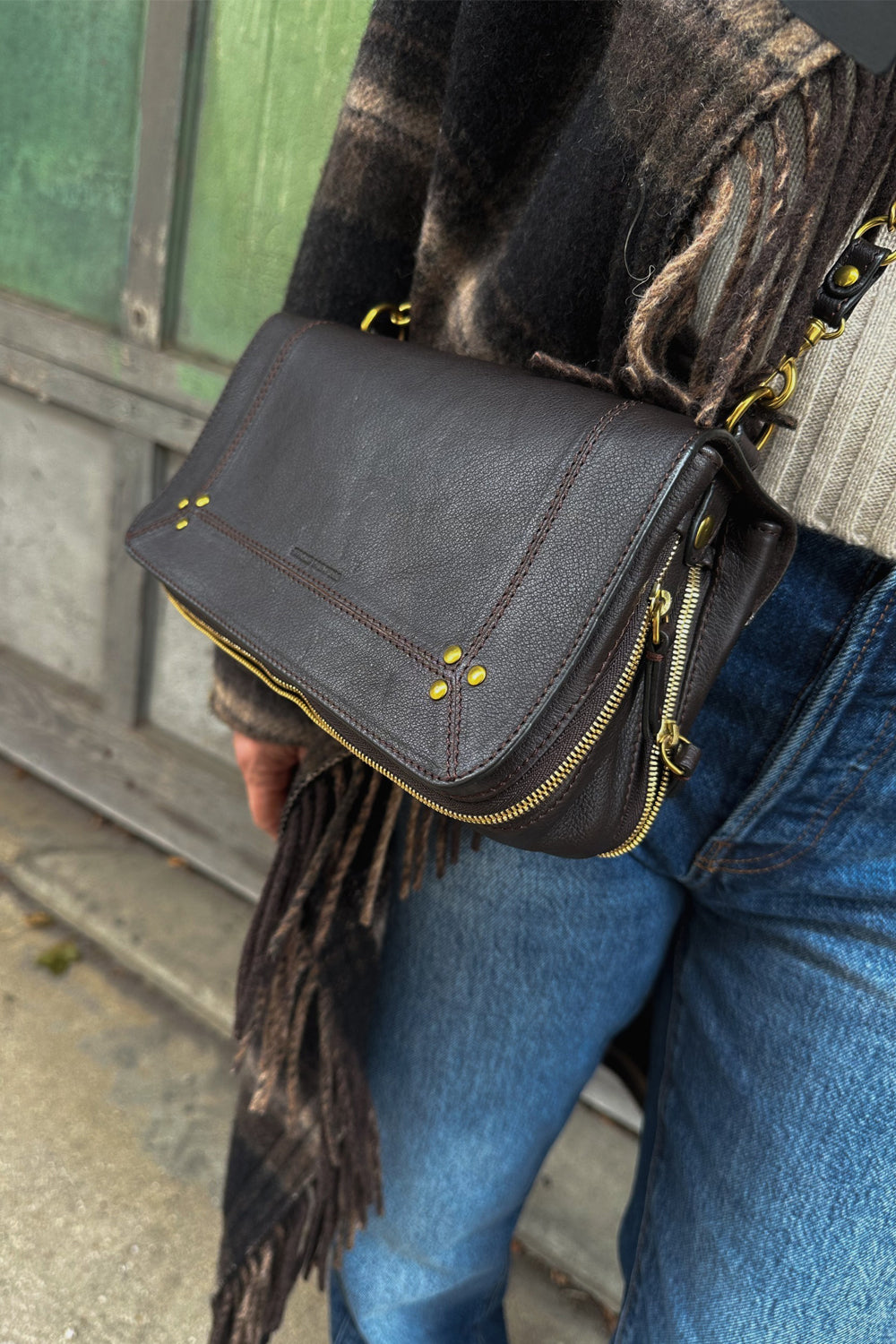 Bobi in Buffaloskin Moka
