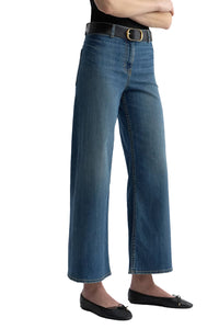 Megan Jean in Classic Wash