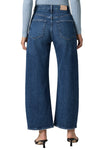 Arellia Ankle Barrel Leg Jean in Soundcheck