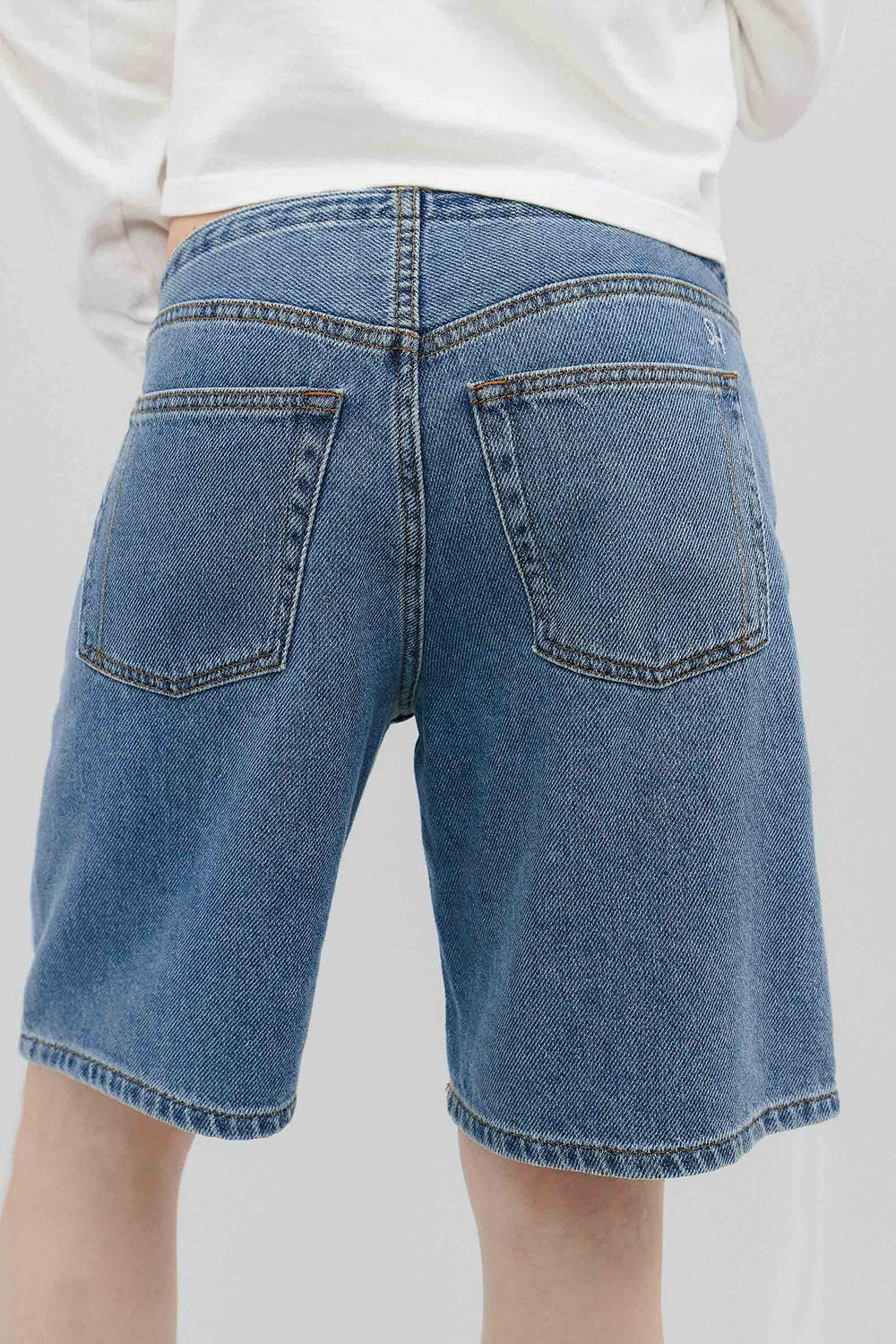 Cool Shorts in Classic Blue