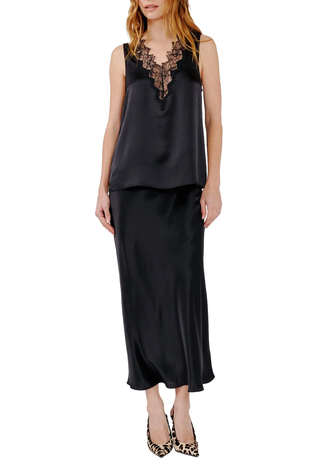 Mazzy V-Neck Lace Tank in Black