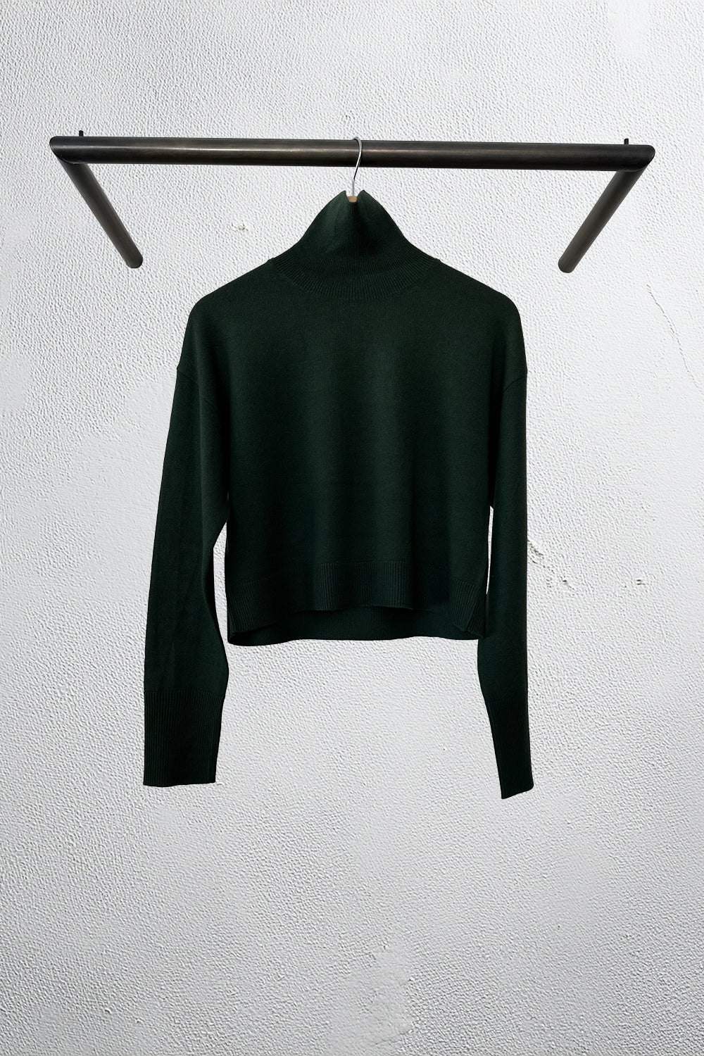 Sable Cashmere Turtleneck Sweater in Hunter Green