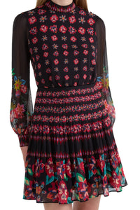 Isa Short Dress in Cordia Posey