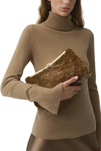 Solange Shearling Clutch in Caramel