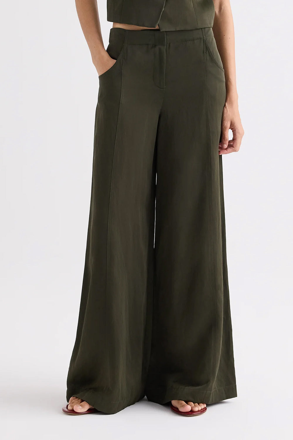 Demie Pant in Coated Viscose Linen Rosin