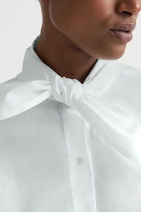 Tie One On Shirt in Vintage Washed Poplin Blue Flower