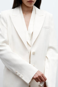 Perfect Boyfriend Blazer in Coated Viscose Linen Bone