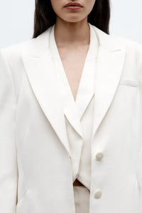 Perfect Boyfriend Blazer in Coated Viscose Linen Bone