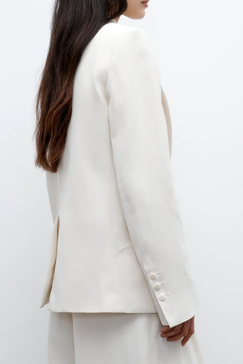 Perfect Boyfriend Blazer in Coated Viscose Linen Bone