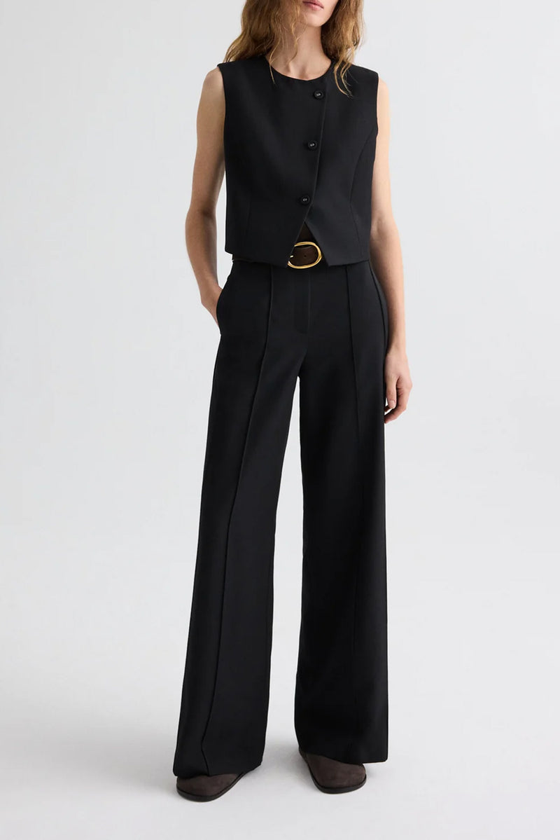 Perry Vest in Compact Tux Suiting in Black